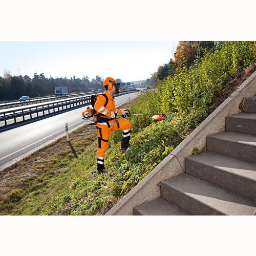 Utilisation débroussailleuse 8 Entretien des espaces verts avec débroussailleuse